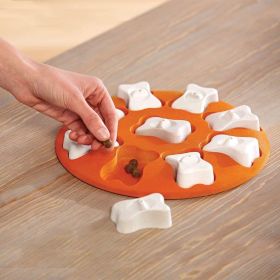 Pet Puzzle Treat Toy Interactive Food Dispenser Toy Slow Feeder (Color: Orange)